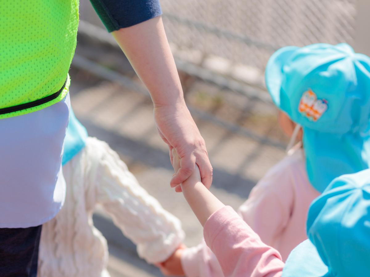 名古屋人事・事務アルバイト/名古屋勤務/名古屋駅5分！きれいなオフィス/子育て支援業界TOP